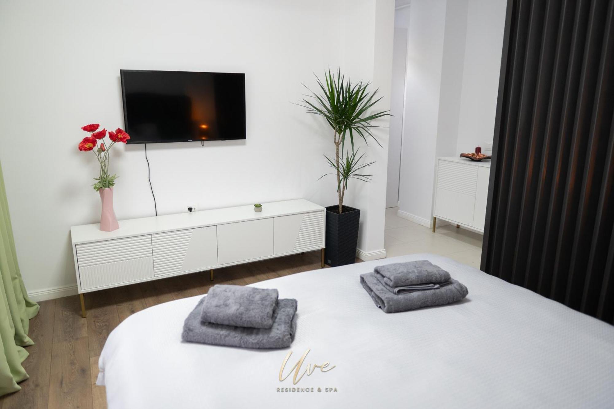 Uve Residence & Spa بياترا نام المظهر الخارجي الصورة